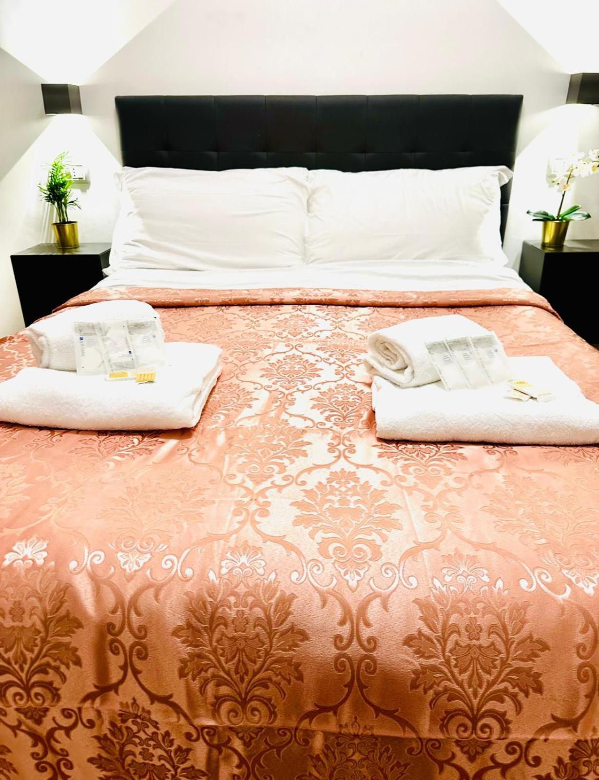 Gasthof Rome Holiday Guesthouse *