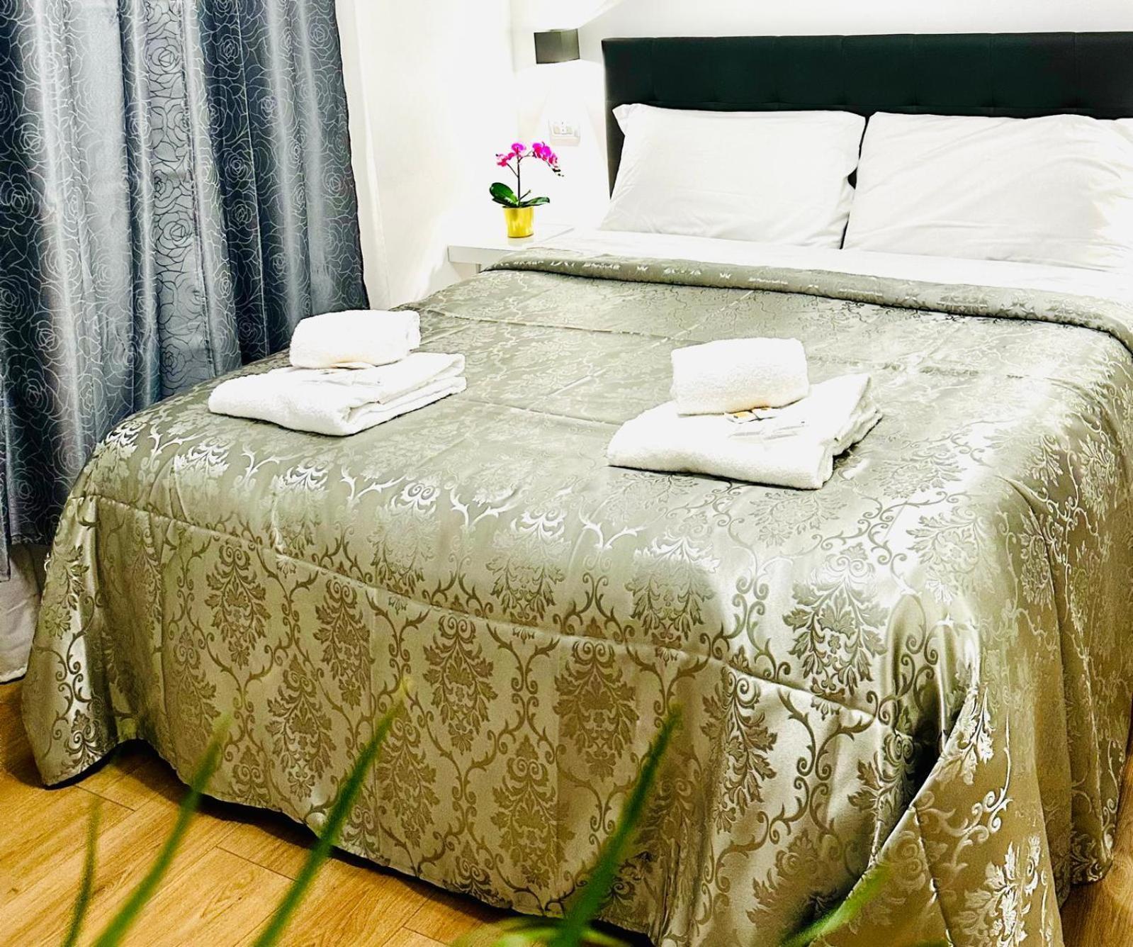 Rome Holiday Guesthouse Gasthof