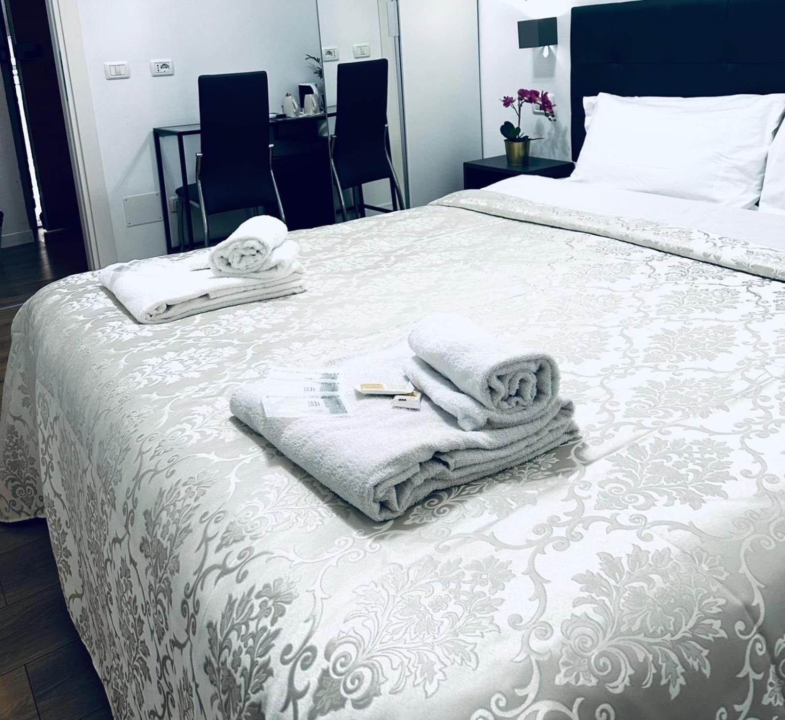 Rome Holiday Guesthouse Gasthof